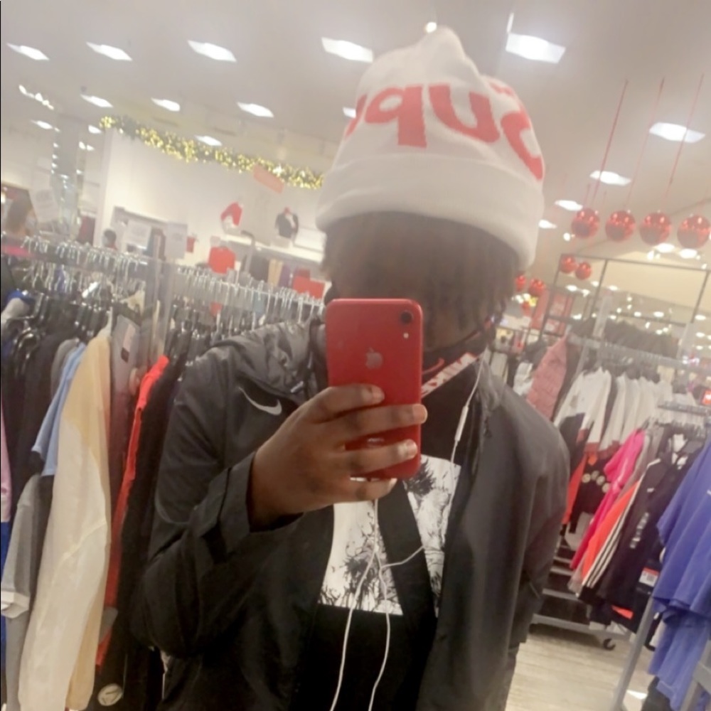 Meet your Posher, Its